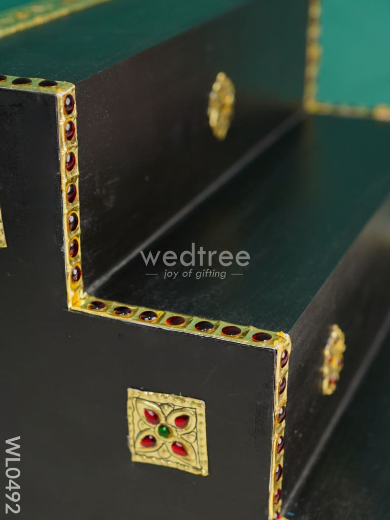 3-Step Tanjore Golu Padi - Wl0492 / Diya