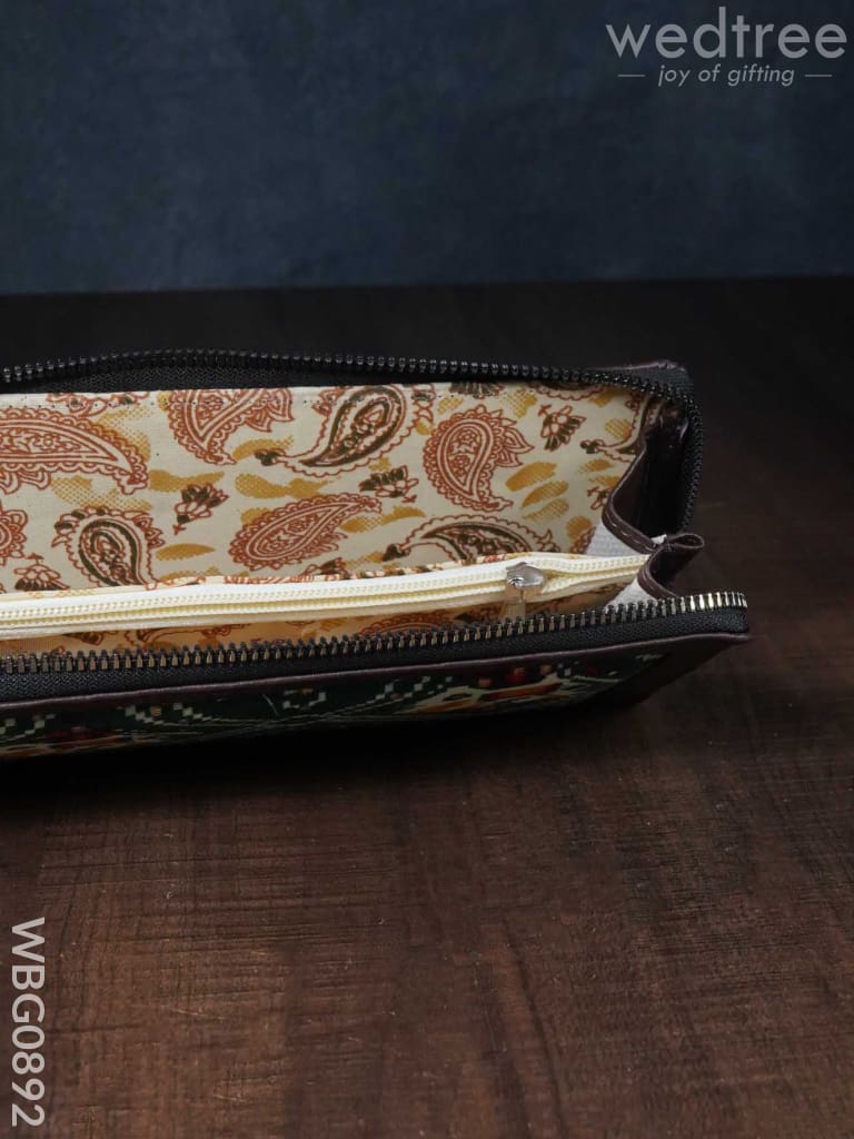 Assorted Printed Fabric Clutch - Wbg0892 Clutches & Purses