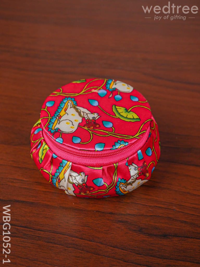 Bangle Box With Pichwai Design - Wbg1052 Jewellery Holders