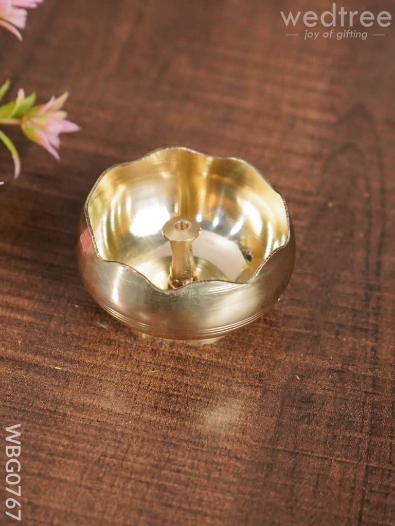 Brass Diya 2 Inch - Wbg0767 Diyas