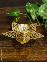 Brass Diya With Five Leaves - Wbg0045 Diyas