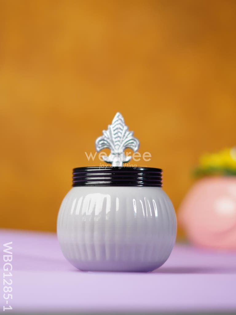 Brass Dry Fruit Jar With Solid Colours - Wbg1285 Box