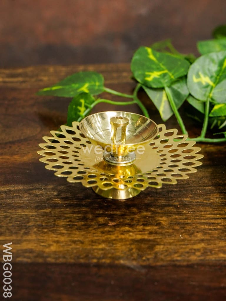 Brass Jhaali Sunflower Shaped Diya - Wbg0038 Diyas