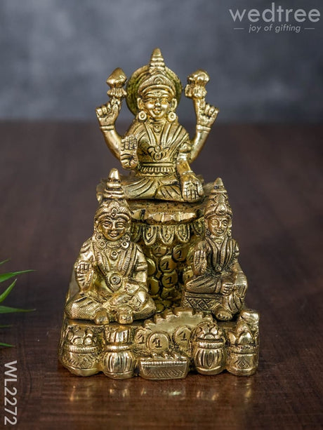 Brass Kubera Lakshmi Idol - Wl2272 Figurines