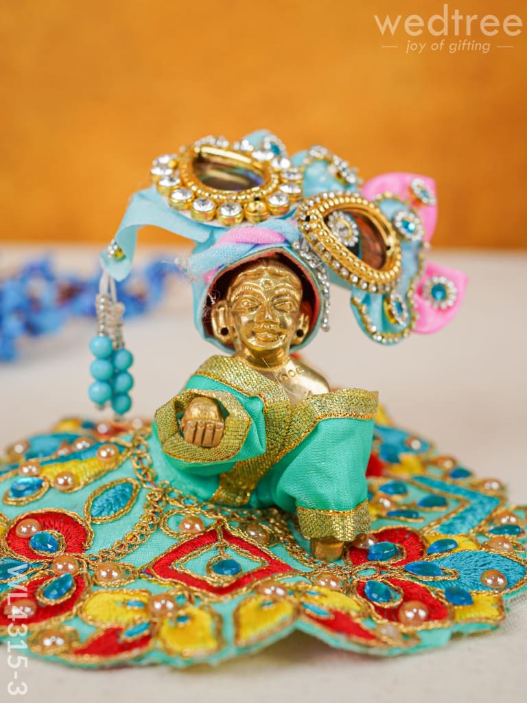 Bass Laddu Gopal With Mukut & Poshak - Wl4315 Green Brass Figurines