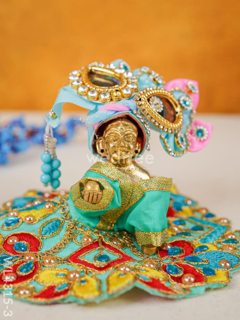 Bass Laddu Gopal With Mukut & Poshak - Wl4315 Green Brass Figurines