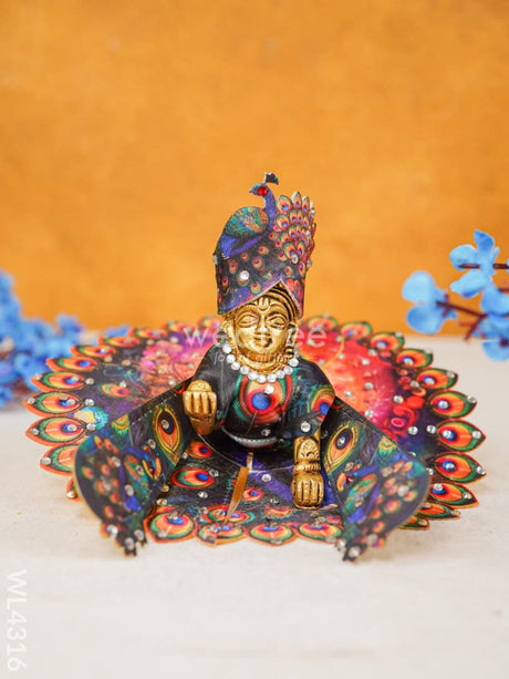 Bass Laddu Gopal With Peacock Mukut & Poshak - Wl4316 Brass Figurines