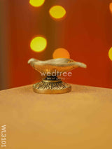 Brass Leaf Shaped Diya - Wl3101