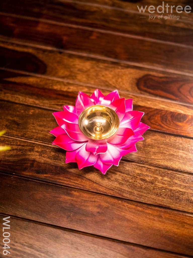 Lotus Shaped Diya - Wl0046 Brass