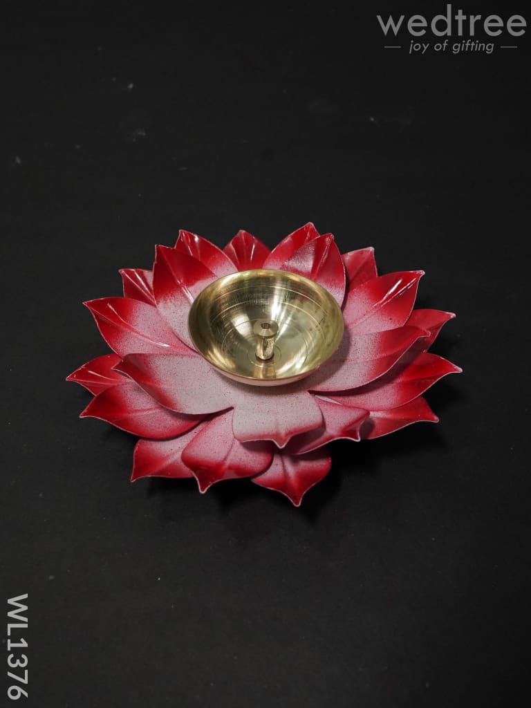 Brass Lotus Shaped Diya - Wl1376