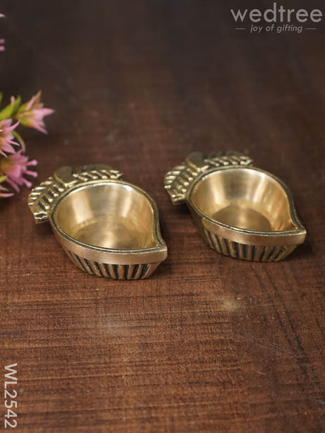 Brass Mango Shaped Diya - Wl2542