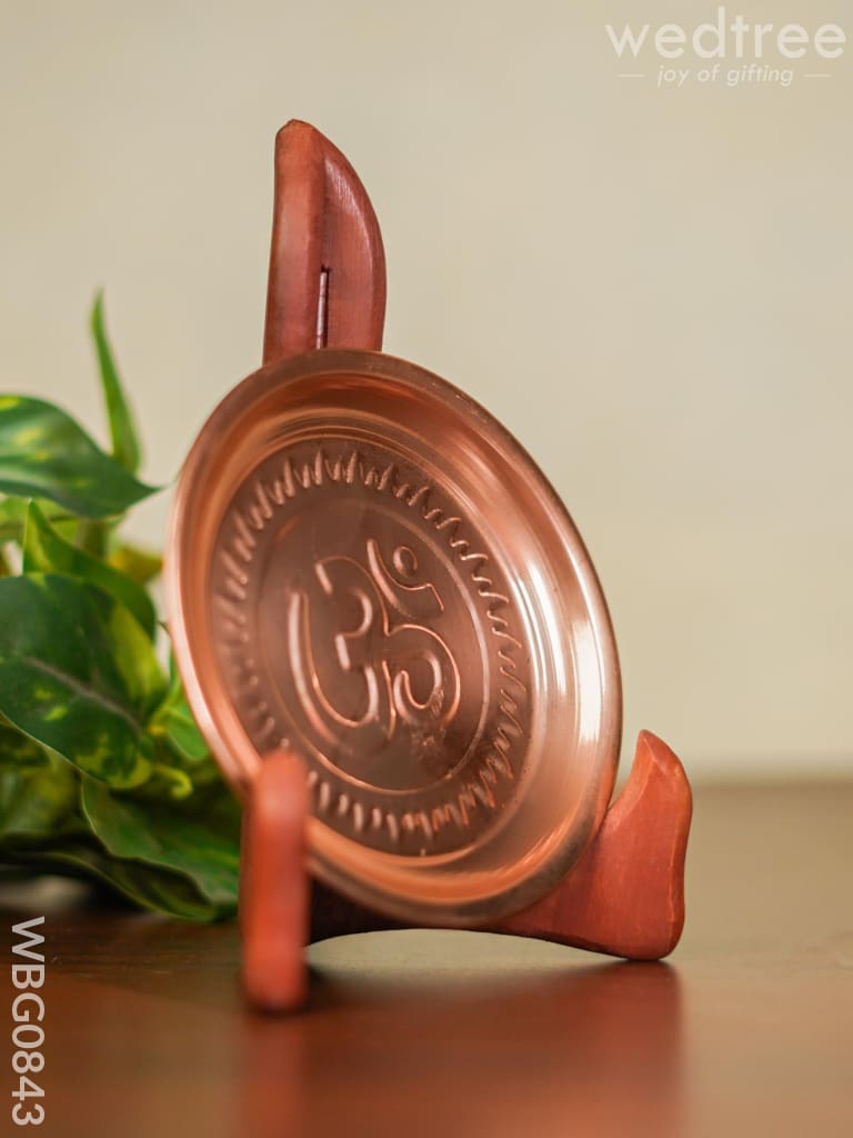 Brass Om Plate - Copper Coated 4.5 Inch Wbg0843 Pooja Utilities