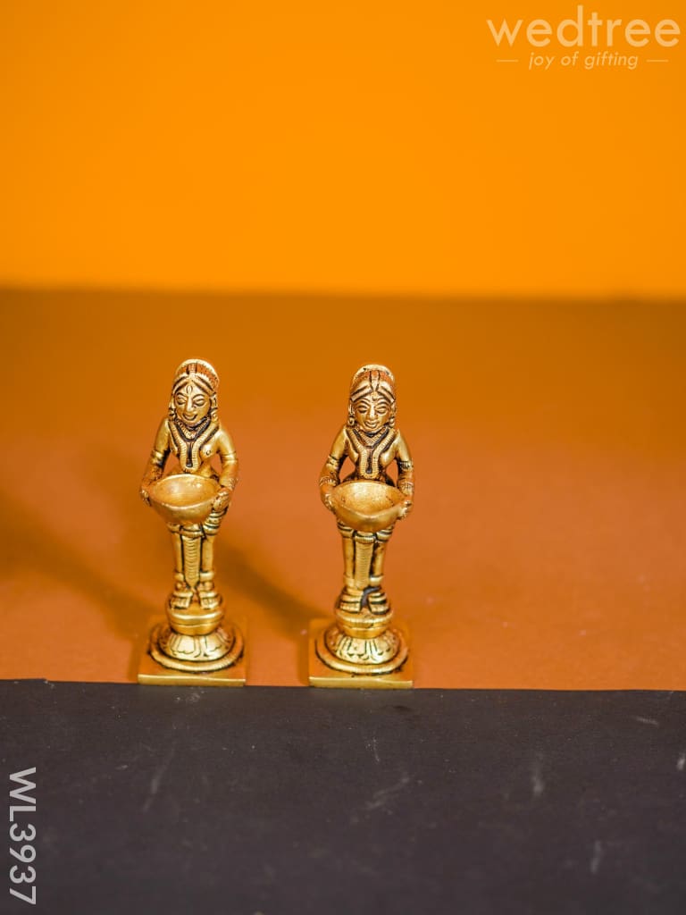 Brass Paavai Diya - Set Of 2 Wl3937