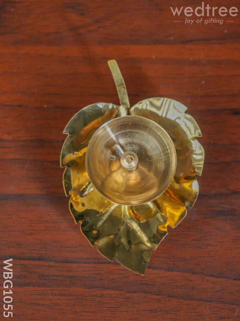 Brass Pipal Leaf Shape Diya - Wbg1055 Diyas