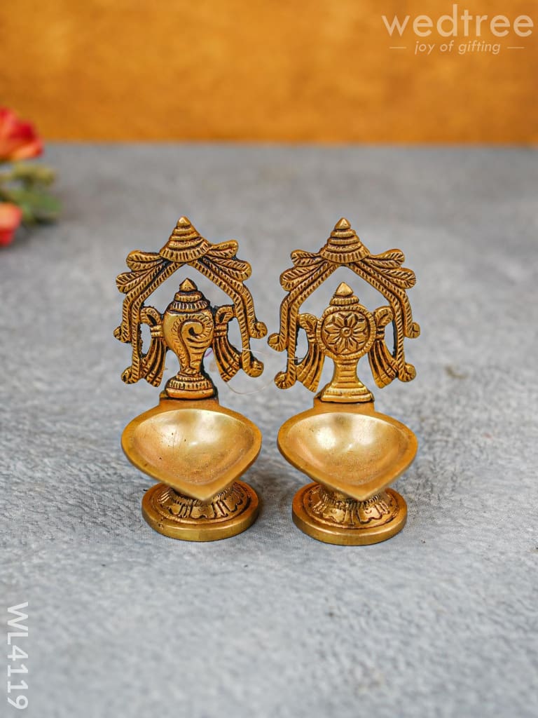 Brass Shank Chakra Diya With Base Stand - Wl4119