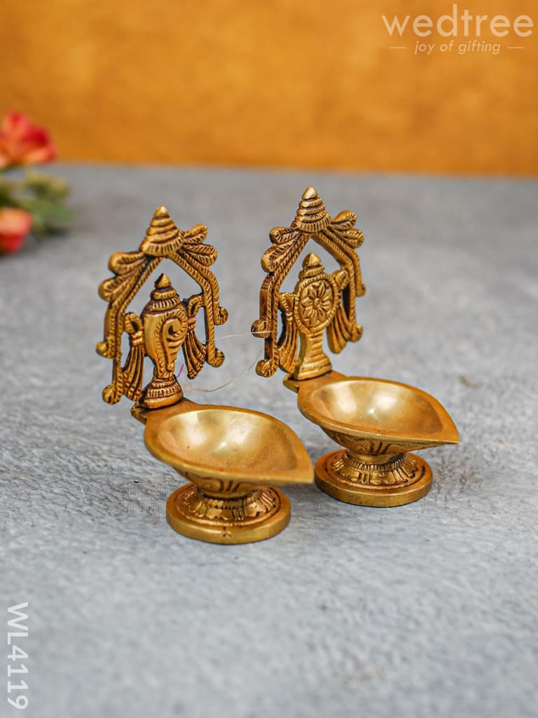 Brass Shank Chakra Diya With Base Stand - Wl4119