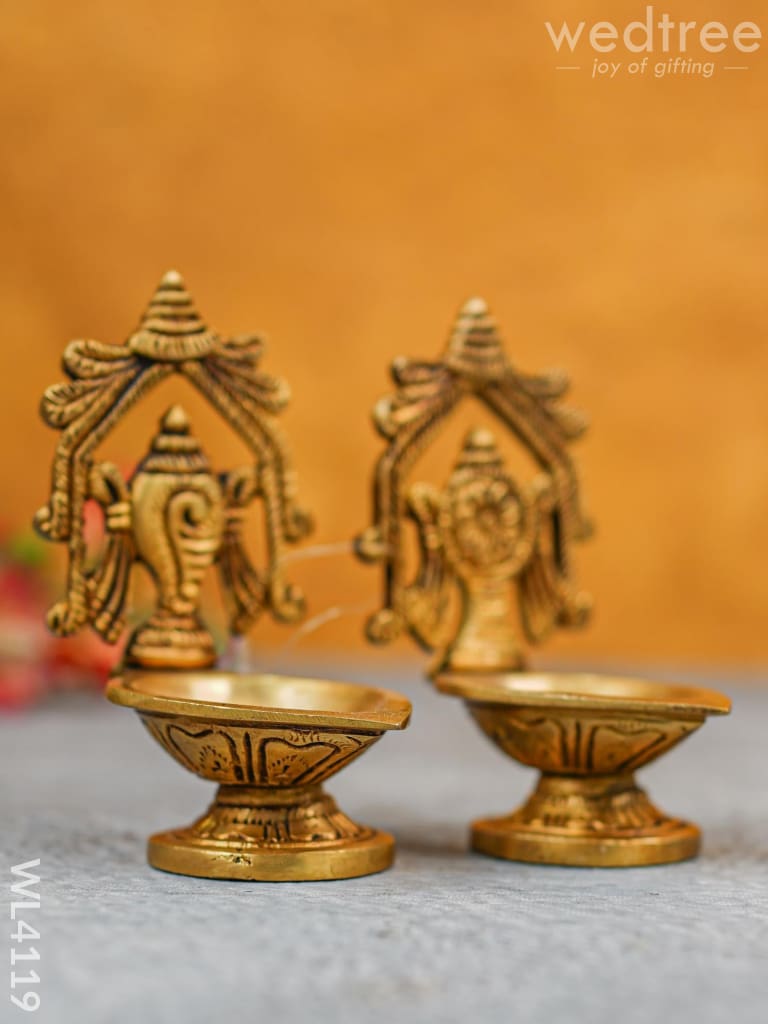 Brass Shank Chakra Diya With Base Stand - Wl4119