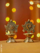 Brass Shank Chankra Diya With Stand - Wl2085