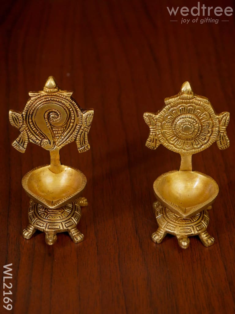 Brass Shanku Chankra Diya With Tortoise Base ( Set Of 2) - Wl2169