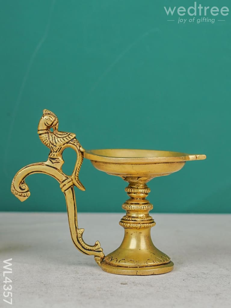 Brass Single Face Round Diya With Handle - Wl4357