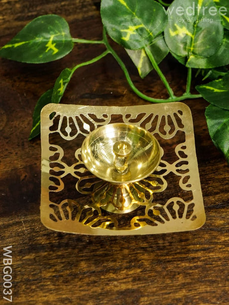 Brass Square Shaped Diya - Wbg0037 2 Diyas