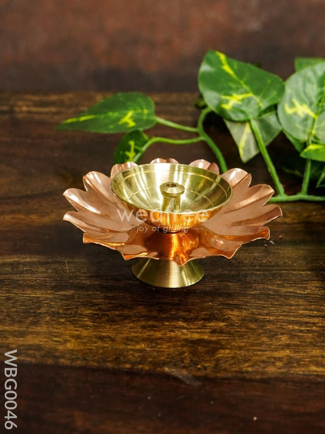 Copper Plated Brass Diya - Wbg0046 Diyas