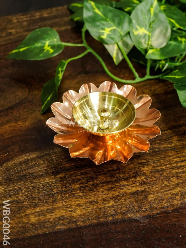 Copper Plated Brass Diya - Wbg0046 Diyas