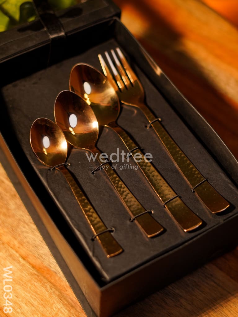 Cutlery Set (Table Spoon Desert Spoon Teaspoon And Fork) - Rose Gold (Set Of 24 Pieces) Wl0348