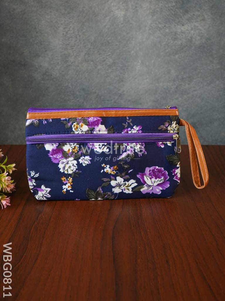 Floral Purse With Faux Leather - Wbg0811 Clutches & Purses