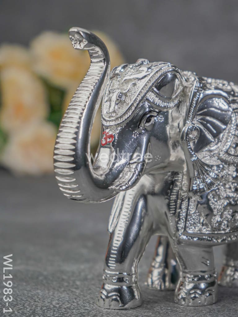 German Silver 6.5 Inches Elephant - Wl1983 Figurines