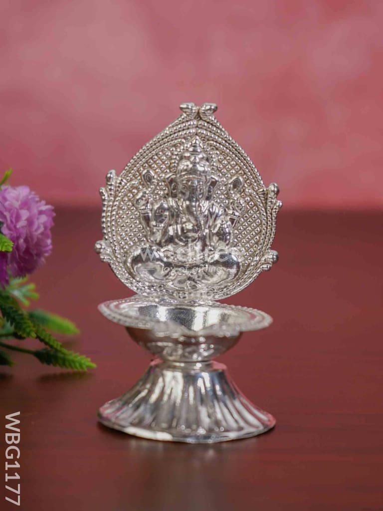 German Silver Ganesha Diya - Wbg1177 Diyas