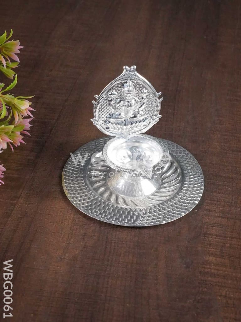 German Silver Kamakshi Diya On Plate - Wbg0061 Diyas