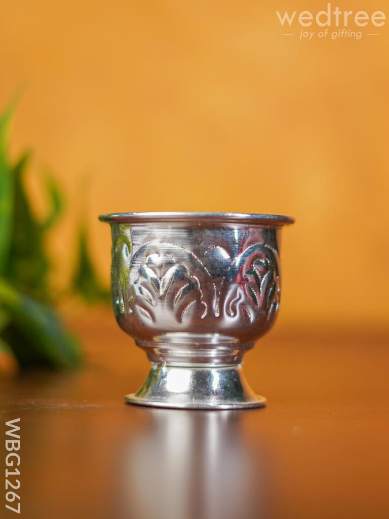 German Silver Kumkum Holder With Leaf Carving - Wbg1267 Holders