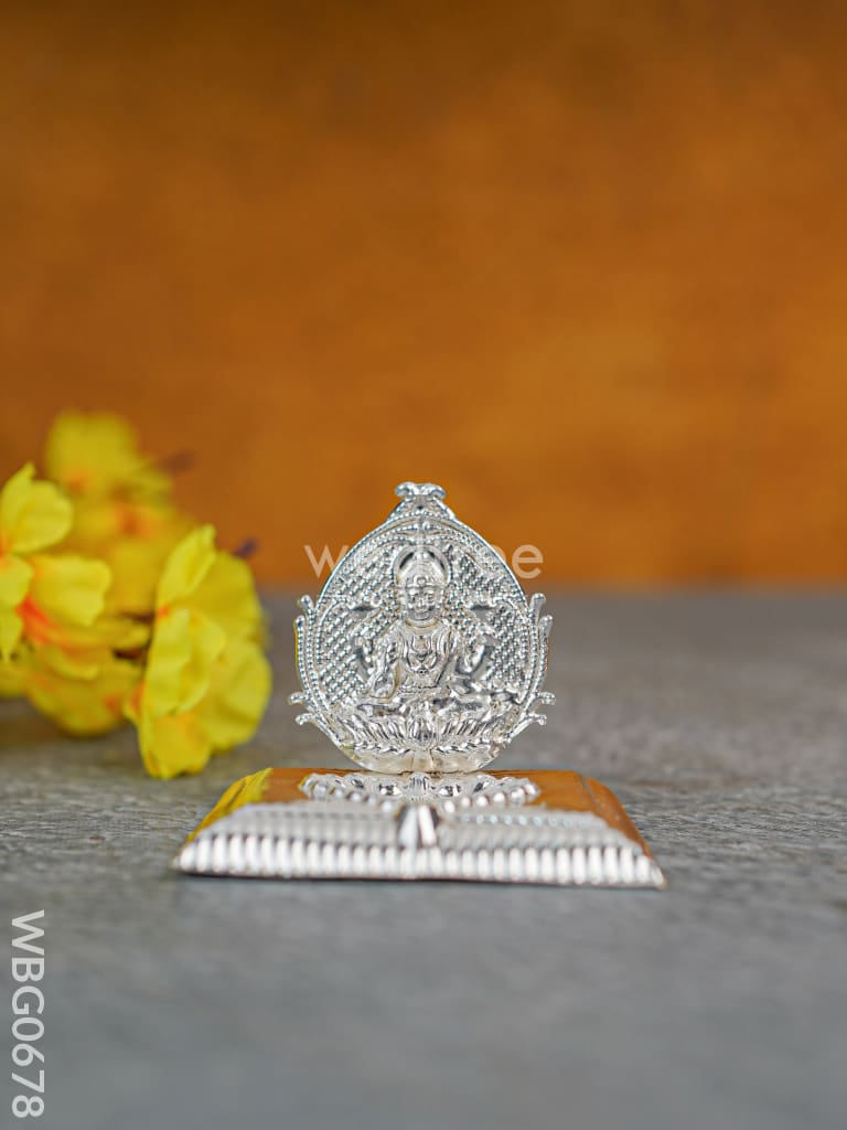 German Silver Lakshmi In Heart Shape Kumkum Platter - Wbg0678 Diya Rg