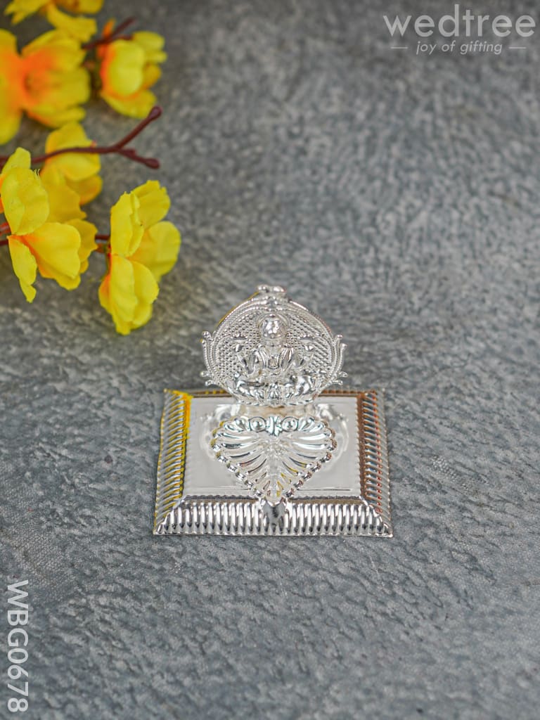 German Silver Lakshmi In Heart Shape Kumkum Platter - Wbg0678 Diya Rg