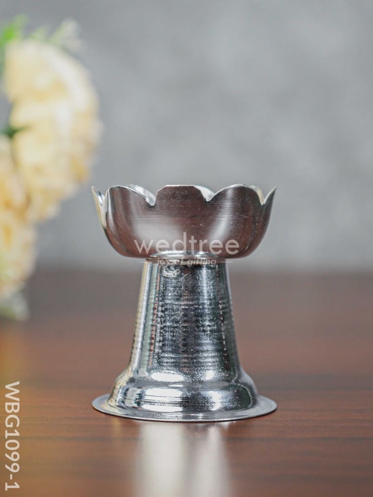 German Silver Lotus Shaped Diya With Stand - Wbg1099 Diyas