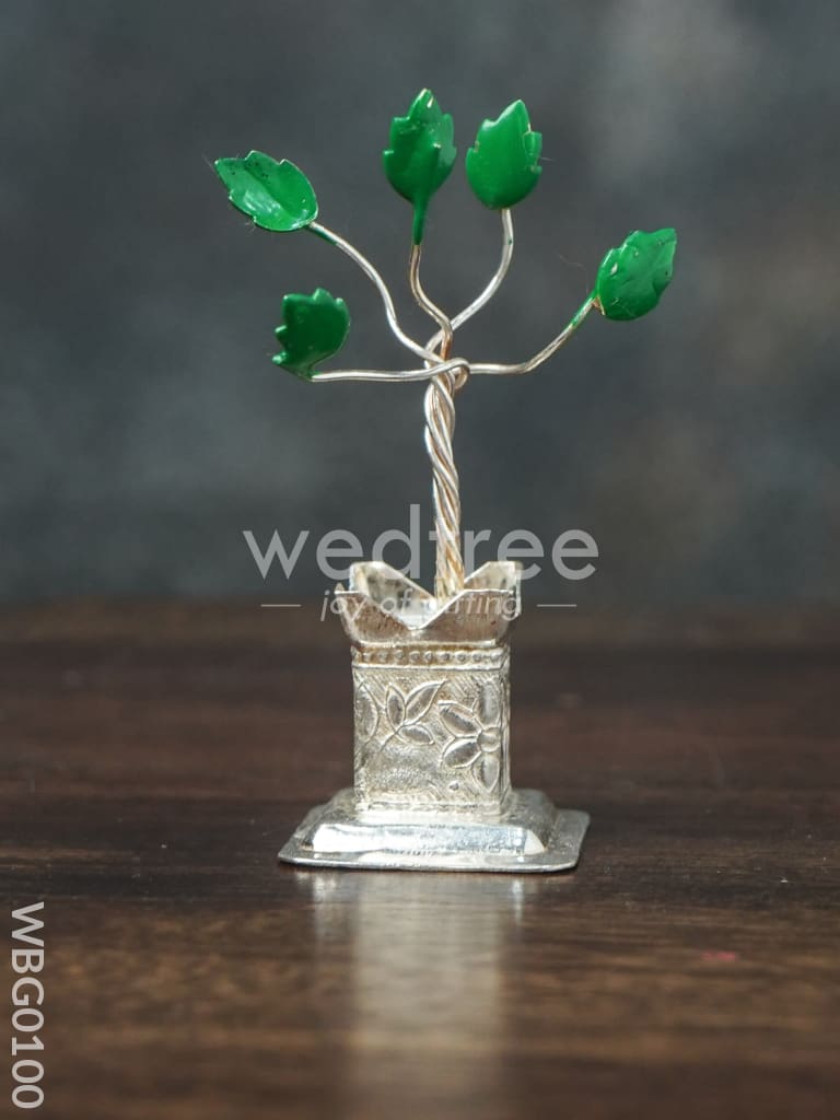 German Silver Tulasi Maadam With Green Leaves - Wbg0100 Pooja Utility Rg