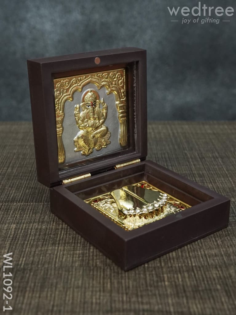 Gold Plated Prayer Box Mini - Wl1092 Paduka