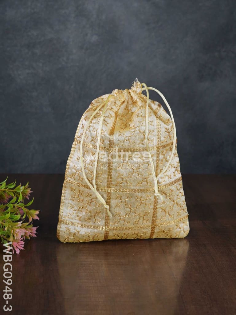 Golden Embroidary String Bag - Wbg0948 Bags