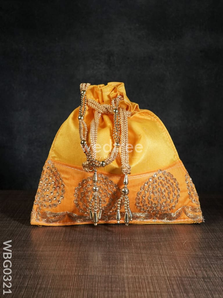 Golden Embroided Potli Bag - Wbg0321 Bags