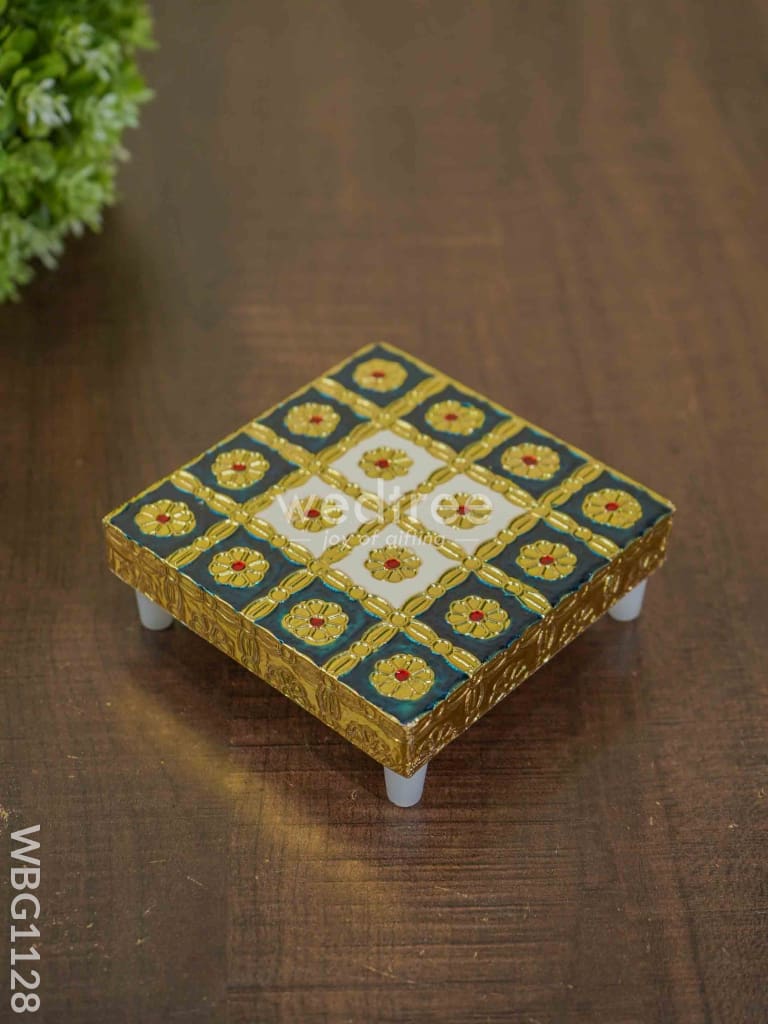 Golden Finished Green Meenakari Manai - 5X5 Wbg1128 Bajots &