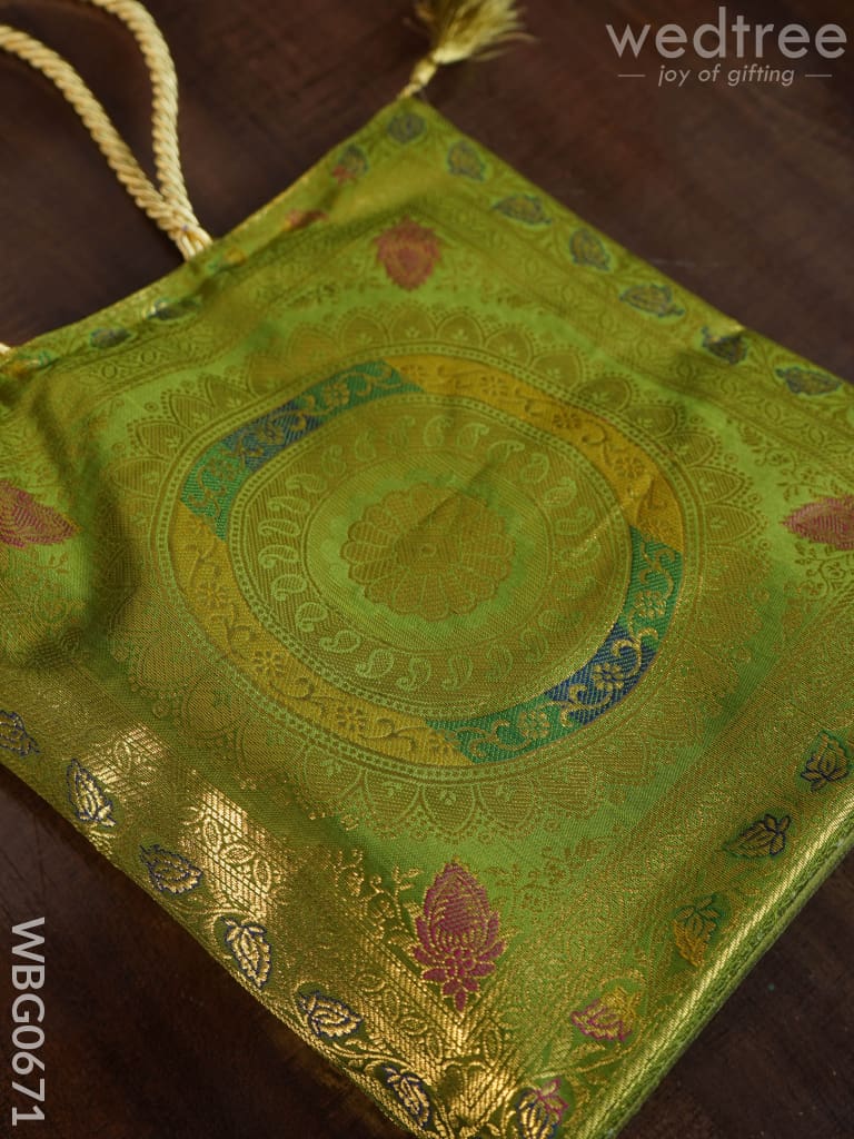 Grand Banarasi Hand Bag (12X12) - Wbg0671 Bags