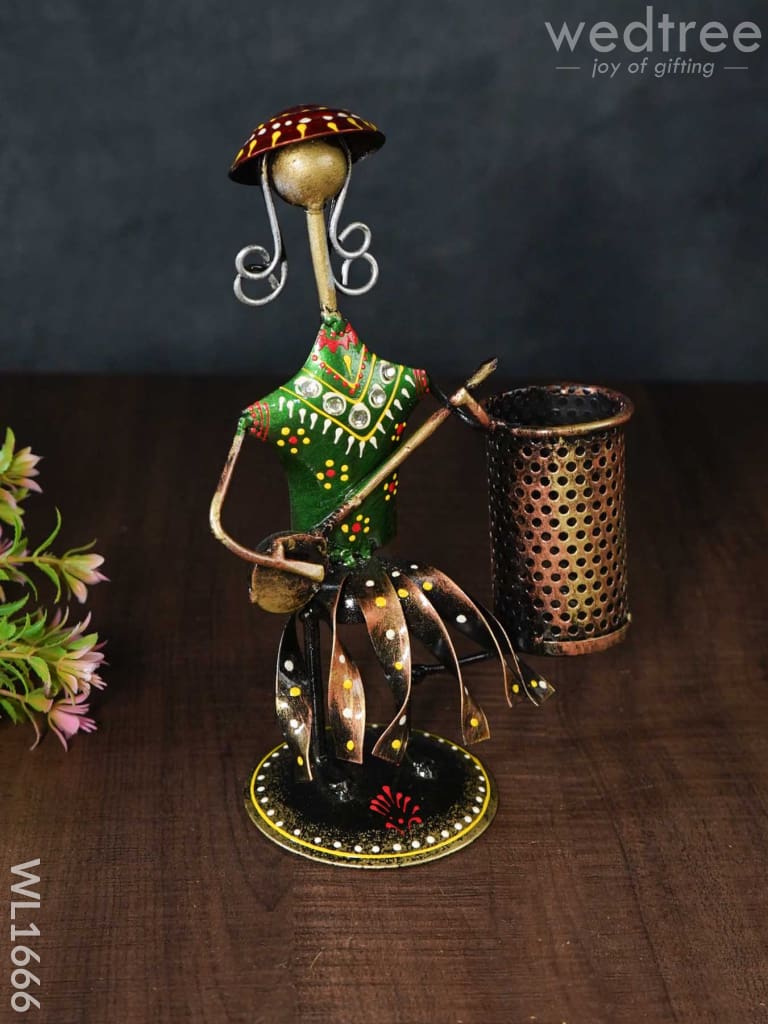 Decorative Doll Pen Stand - Wl1666 Metal Decor Utility