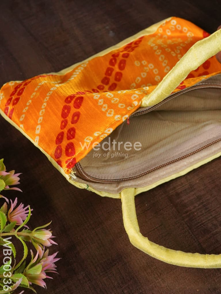 Handbag With Bhandani Print - Wbg0336 Hand Bags