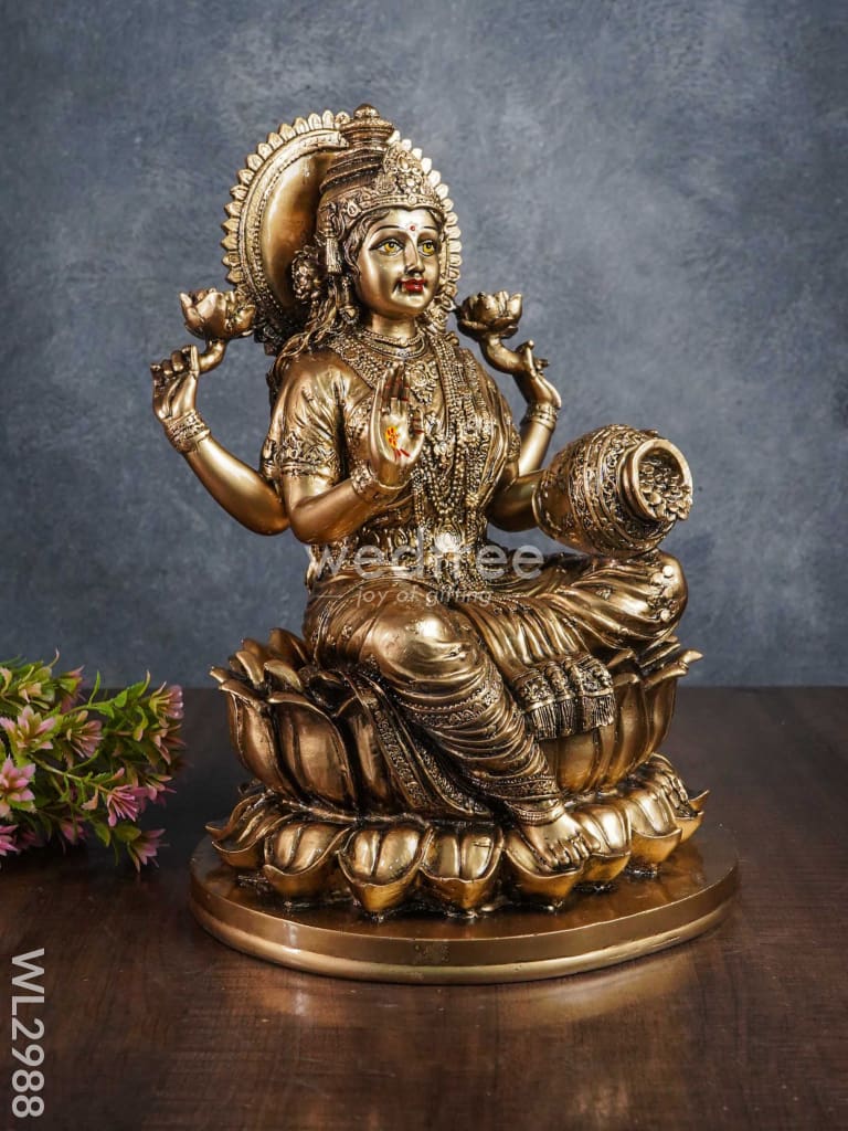 Handcrafted Polyresin Lakshmi Idol - Wl2988 Showpieces