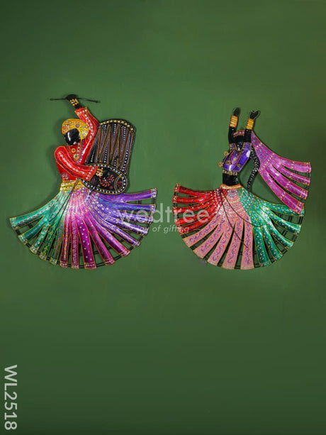 Handpainted Metal Wall Hanging - Gujarati Dancing Dolls (Set Of 2) Wl2518 Decor