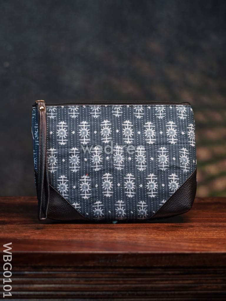 Ikkat Zipper Pouch - Wbg0101 Clutches & Purses