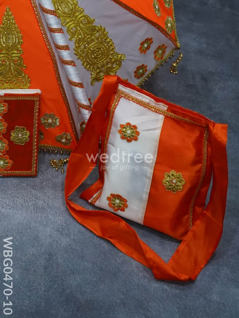 Kasi Yatra - Wbg0470-10 Wedding Essentials