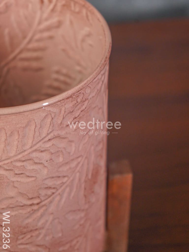 Leaf Imprinted Planter Pot With Wooden Stand - Wl3236 Planters