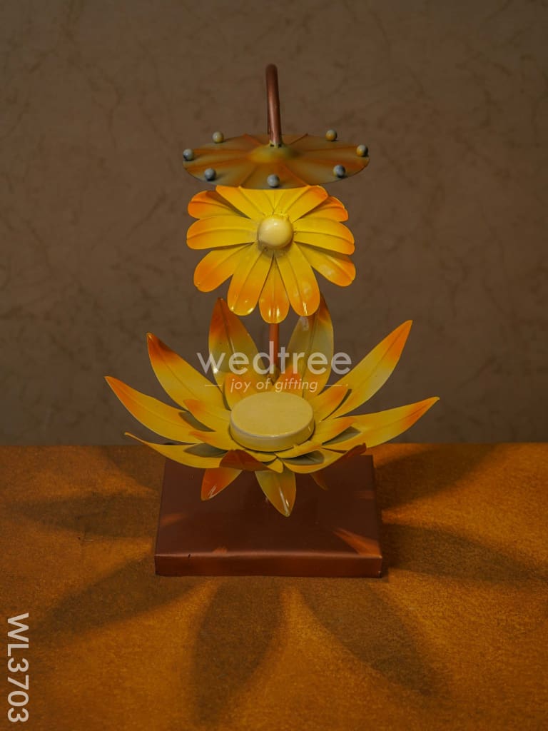 Metal Hand Painted Lotus Lamp - Wl3703 Decor Showpiece